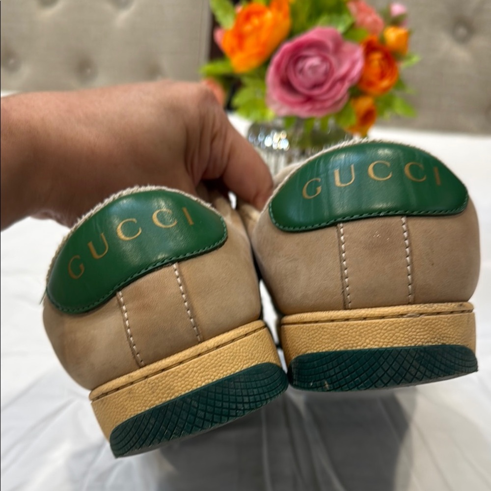 Authentic Gucci Beige and Green Sneakers - Picture 3 of 16